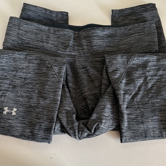 Under Armour Pants & Jumpsuits Under Armor Leggings Size Medium